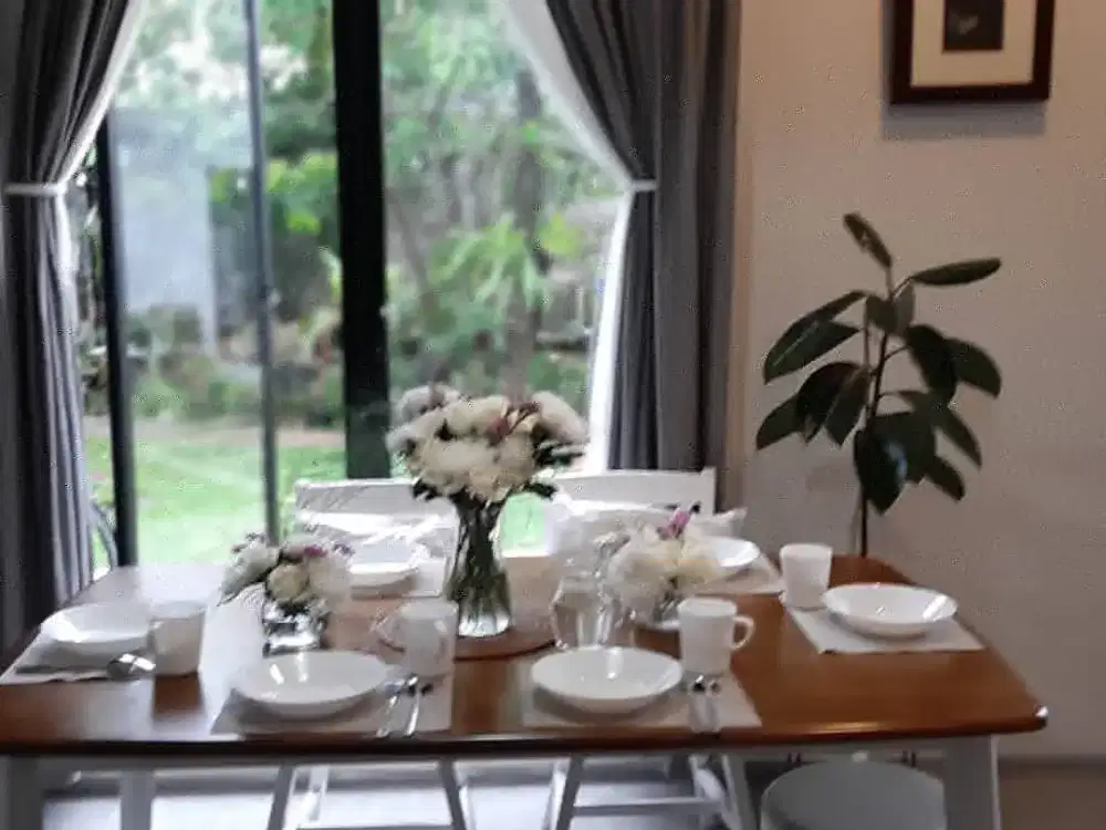 Dibutuhkan asisten rumah tangga