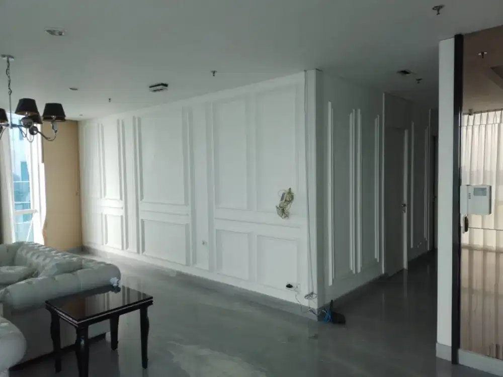 Pemasangan wall moulding