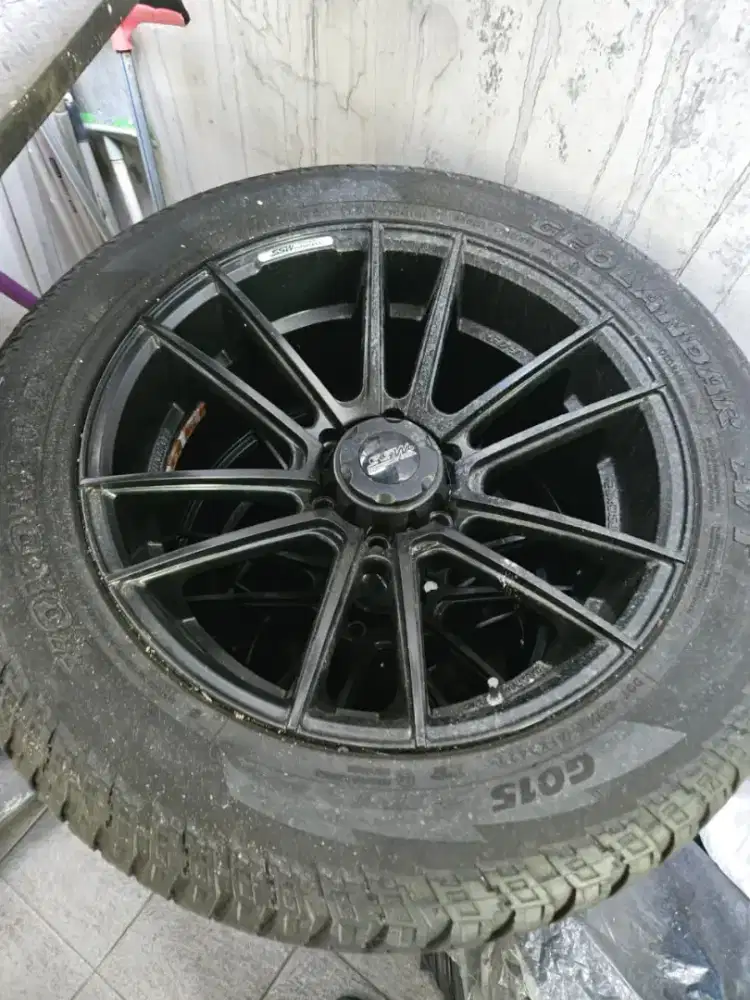 Jual BU Velg SSW R 20 + Ban  eks Fortuner kondisi BAGUS!