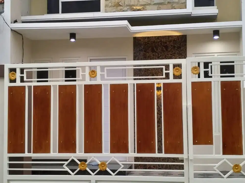 Rumah mewah Wonorejo Selatan dekat jalan raya DP minim