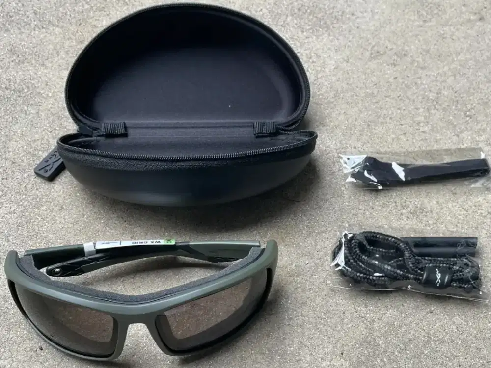 kacamata marinir Amerika