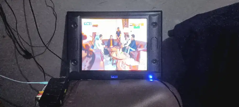 Tv Led 17 inch + stb normal siap pakai