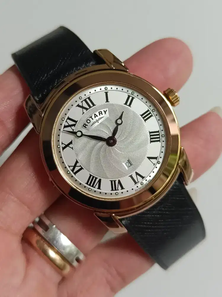 Rotary revelation flip black to white dial original swiss ronda bekas