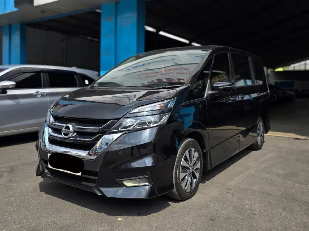 Nissan Serena HWS AT Matic 2022