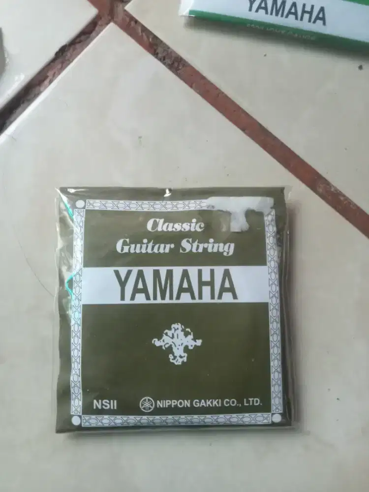 Senar gitar nylon yamaha