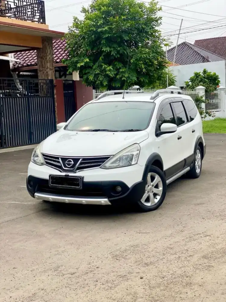 Nissan Grand Livina X Gear 1.5 Matic 2014