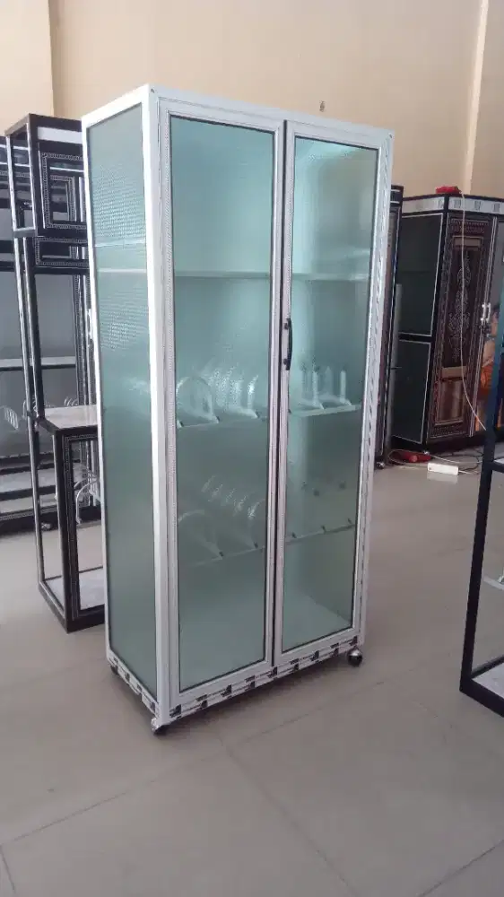 Lemari piring almanium 2 pt