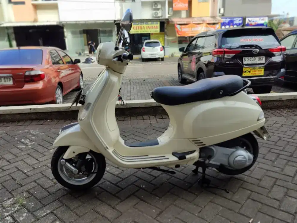 Vespa LX 150 2011 Pajsk pamjang