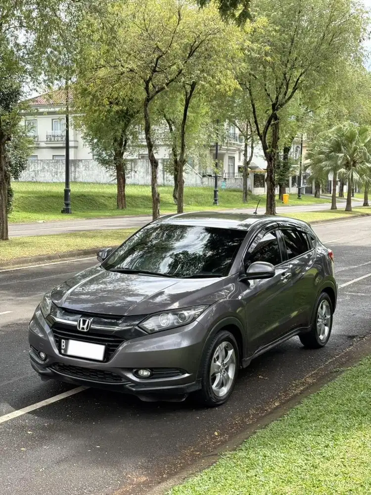 HR-V E A/T 2017 Mulus