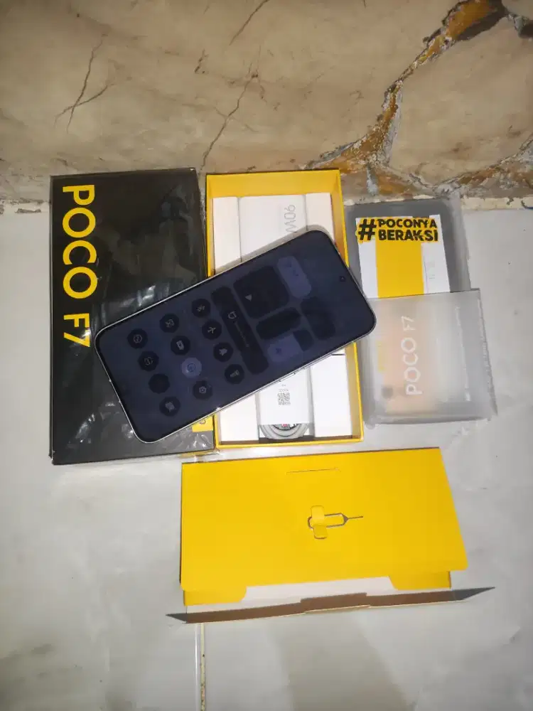 POCO F7 12/512 GB PUTIH SECOND MULUS