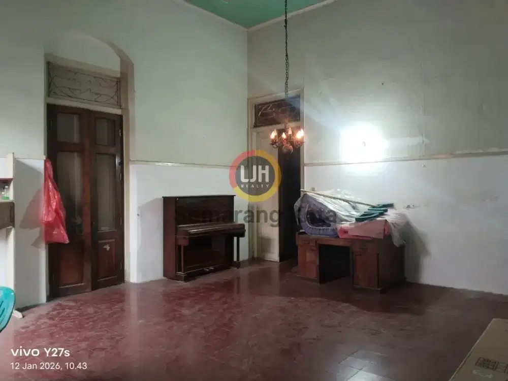 Bangunan rumah cocok untuk usaha di Jalan Tanjung