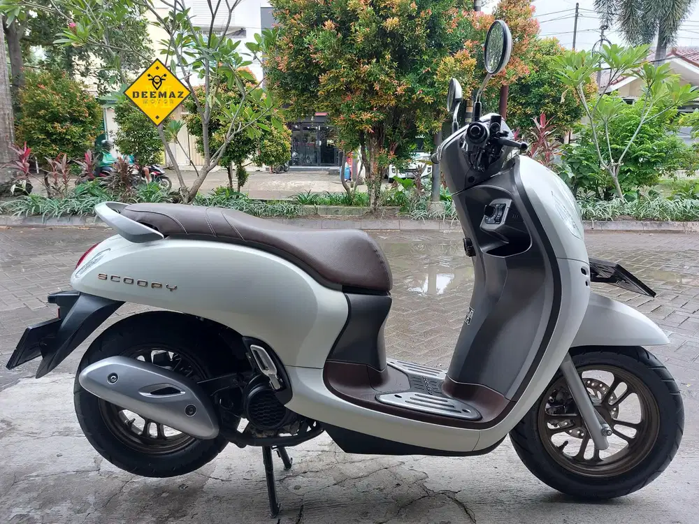 (DP 400 Rb)‼️ Scoopy Prestige Keyless Putih 2023 Cash & Kredit