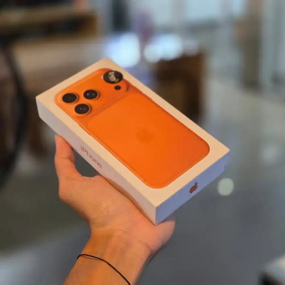 IPHONE 17 256GB IPHONE 17 BONUS ADAPTOR !!!