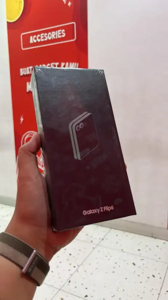 Barang langka Samsung Zflip 6
