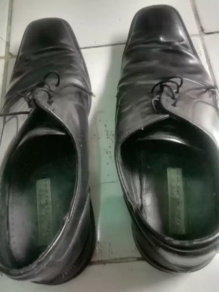 Di jual SEPATU SEKEN