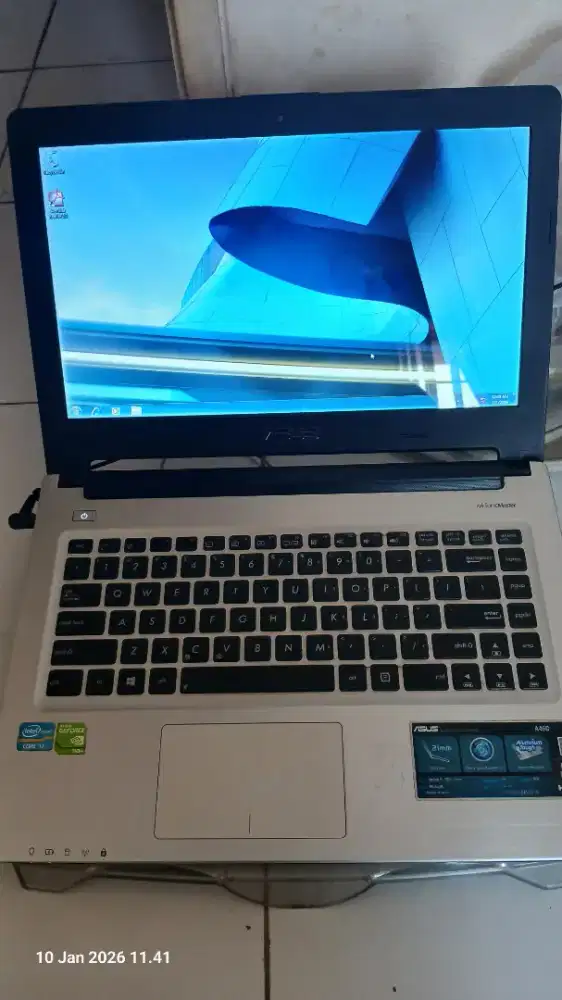 Laptop ASUS K46CB 14 HD Intel Core i7 3rd Generation GT 740M Second