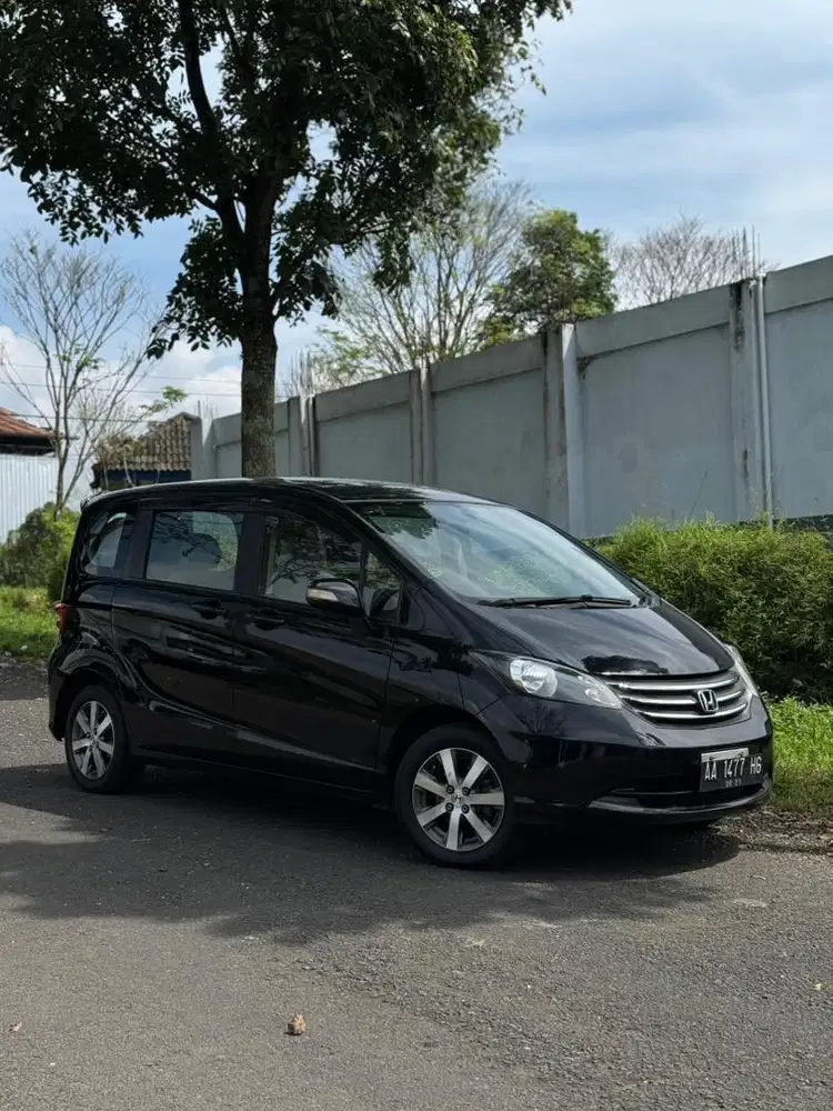 Honda Freed E PSD 2012
