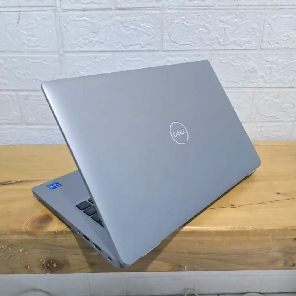 DELL Latitude 5440 Intel i7-1365U RAM 16GB SSD 512GB Laptop