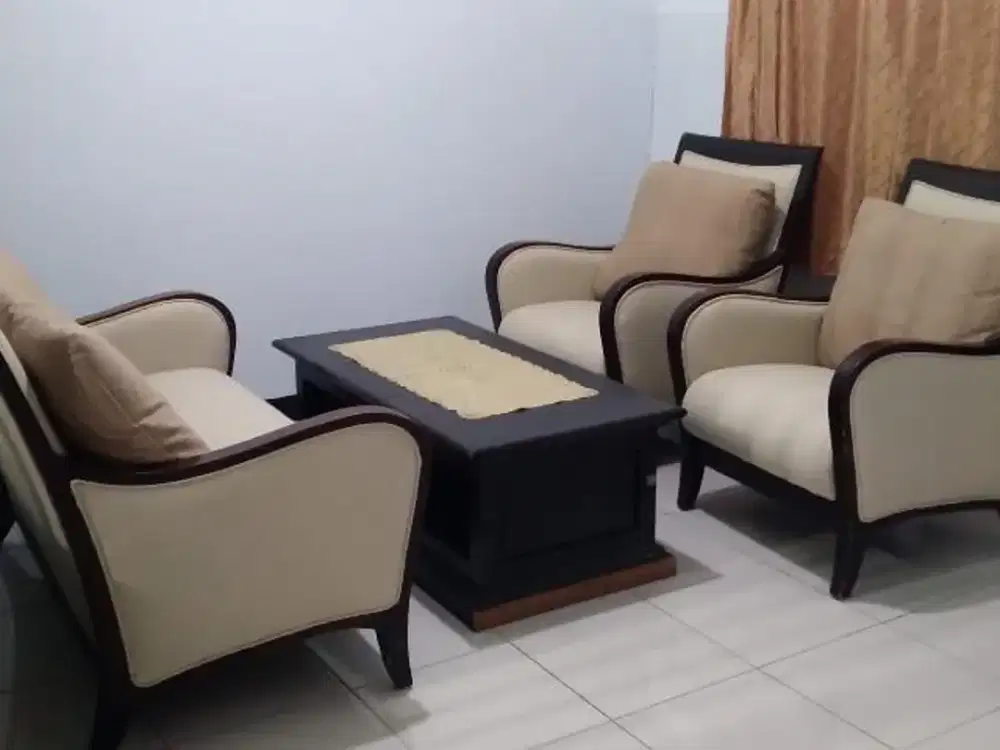 Disewakan Rumah Full Furnished Siap Huni Lokasi Strategis di Antapani Bandung