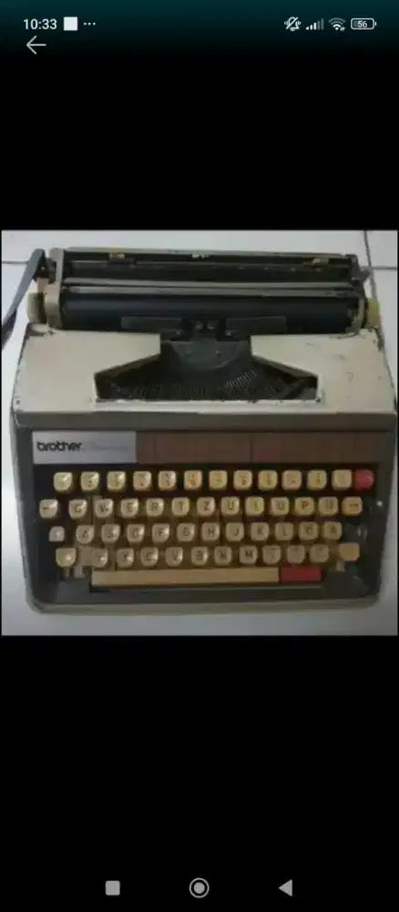 Mesin Tik Ketik Vintage Kuno