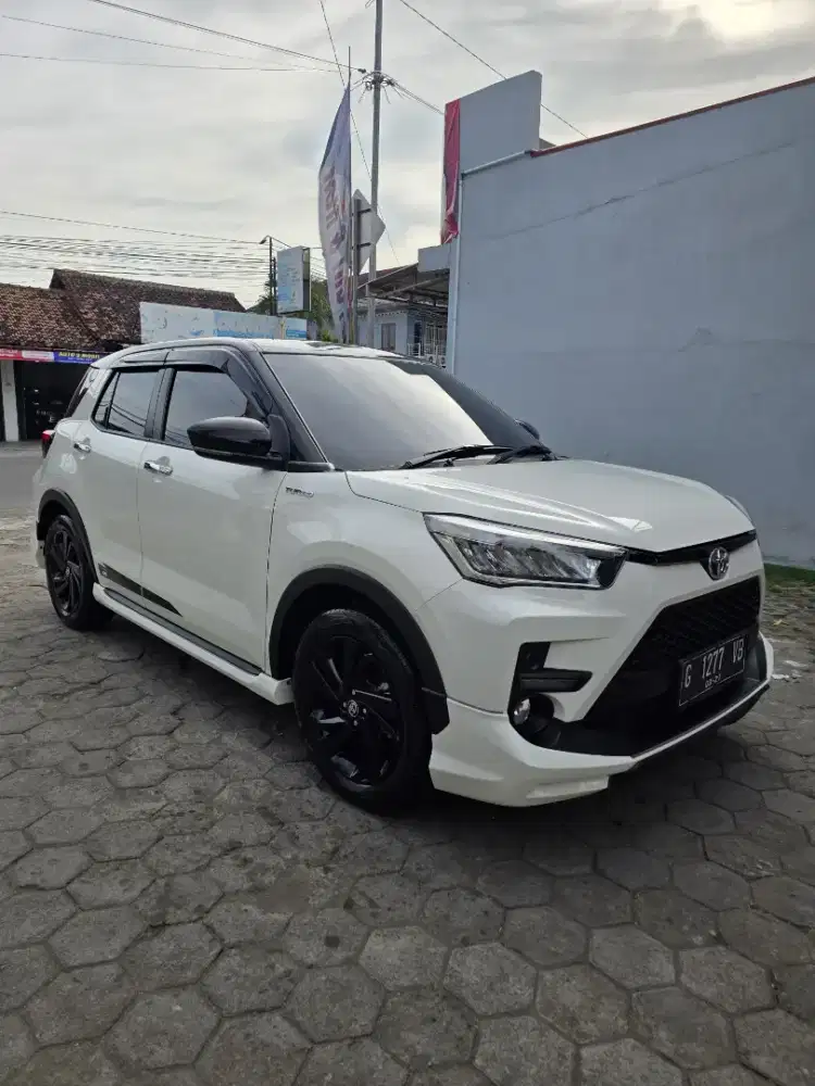 Raize GR turbo 2022 km 2rb istimewa