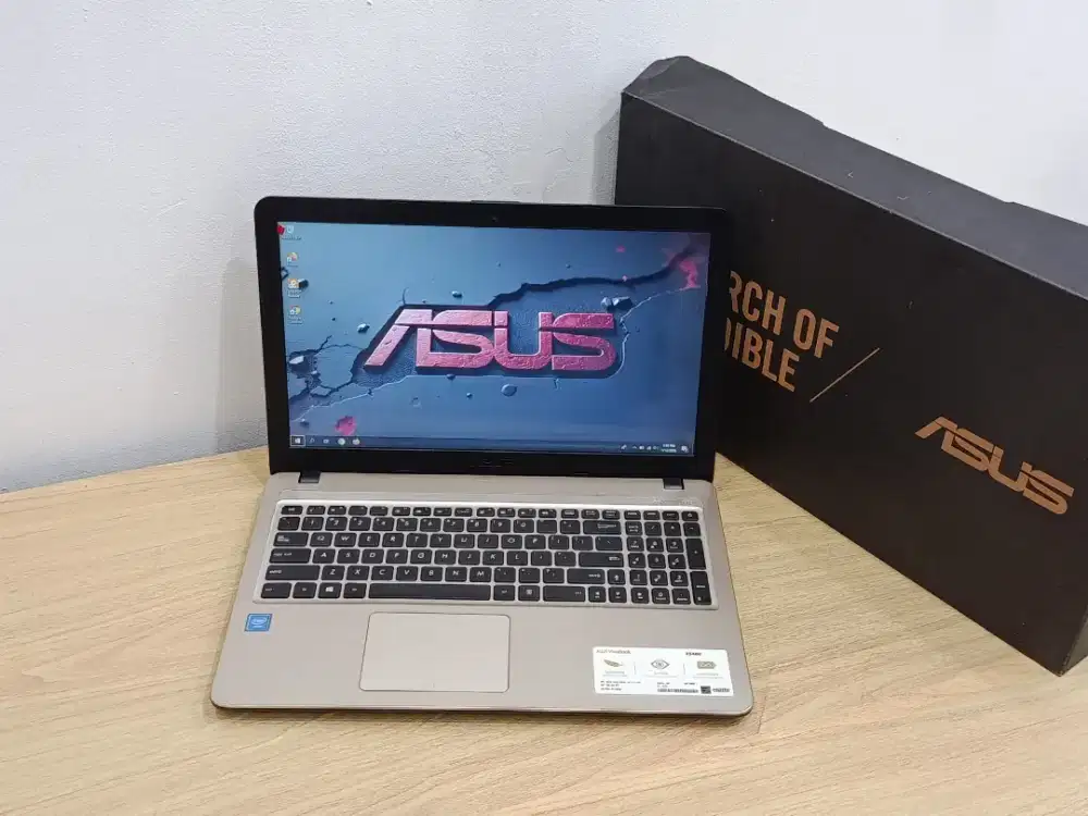 Asus Vivobook X540N/ Prosesor Intel Celeron/ RAM 4GB/ HDD 500GB