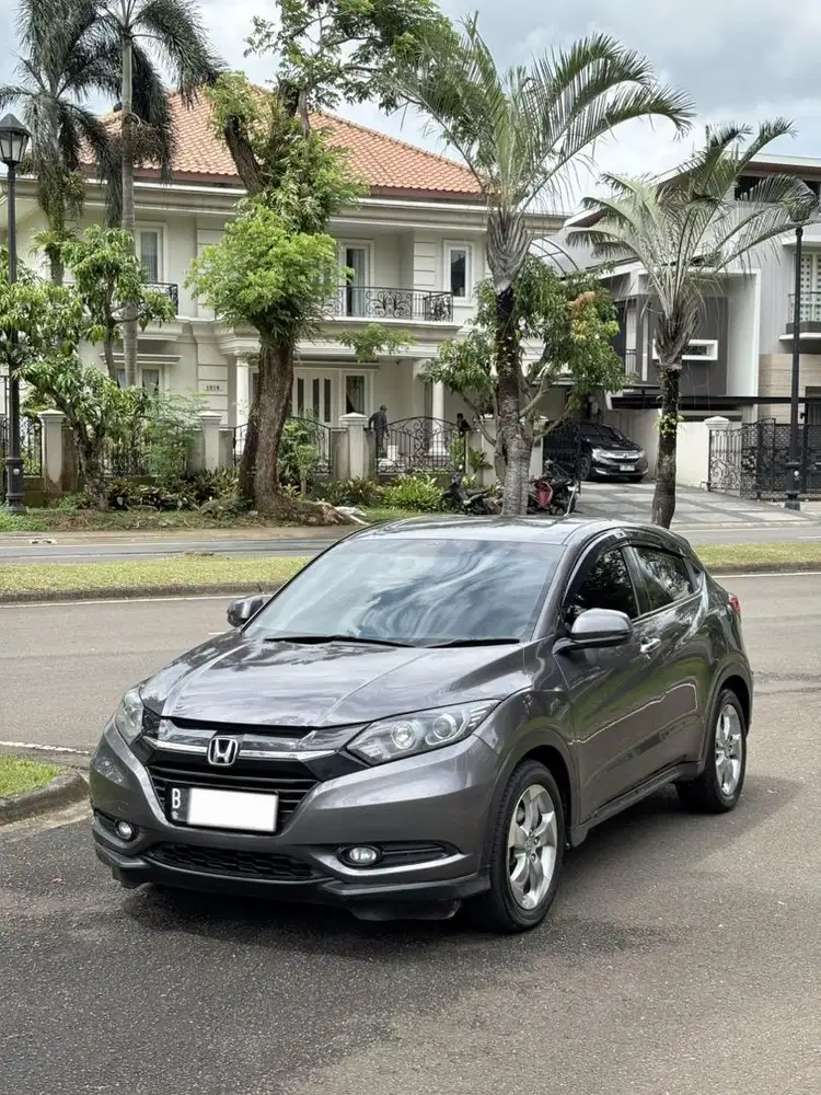 HR-V E 1.5 A/T 2017 Cakep