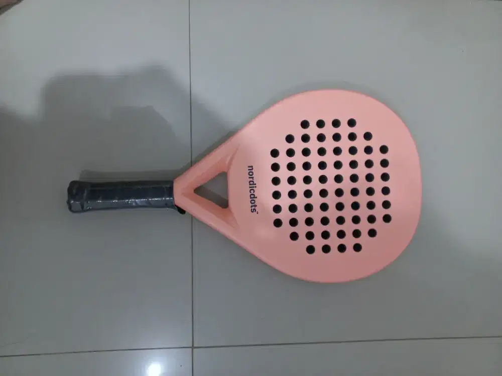 Raket padel baru.merk noordicdot