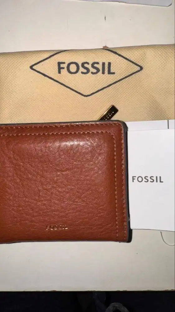 Dompet Fossil Wanita Small Bifold Authentic Leather - Like New