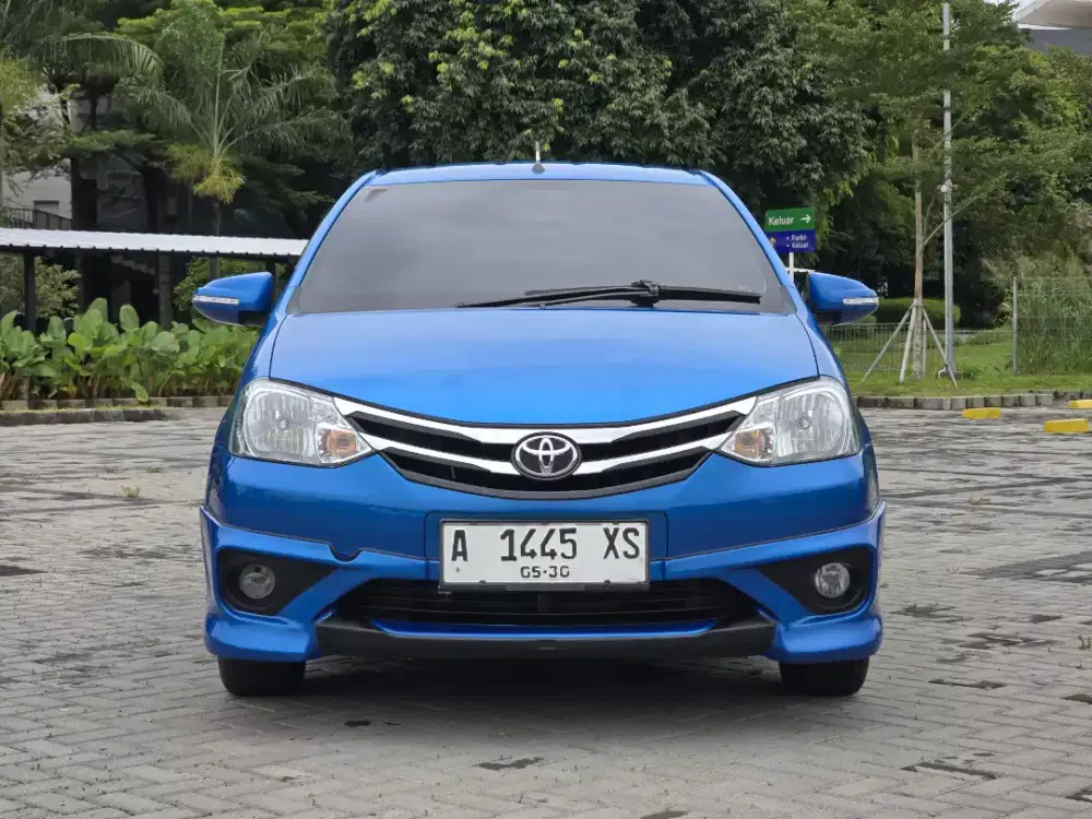 Toyota Etios E 1.2 manual 2015