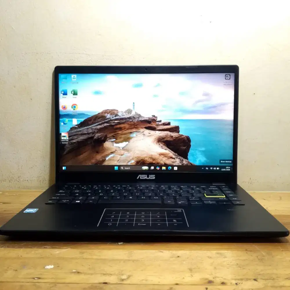 Laptop slim Asus Celeron N4020 Ram 4 GB SSD 51 GB FHD