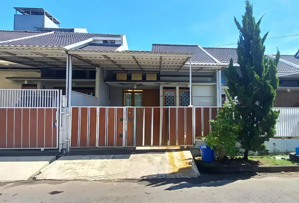 Rumah murah bagus di cluster Cempaka Adipura bandung SHM