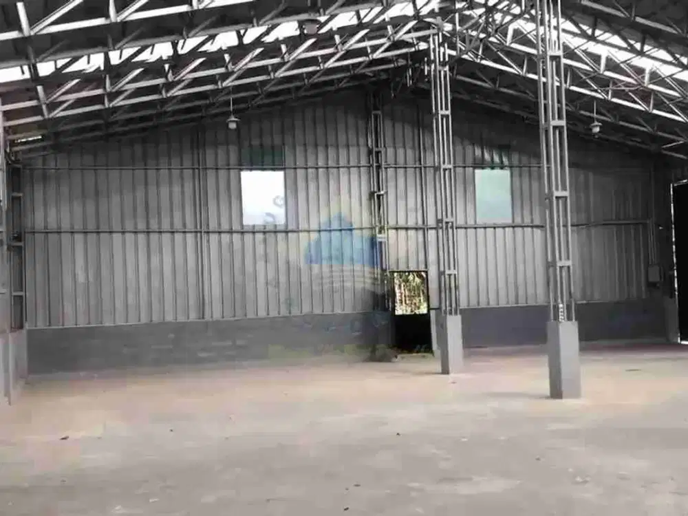 Disewakan gudang di jl raya Diklat Pemda Karawaci dekat tol Legok