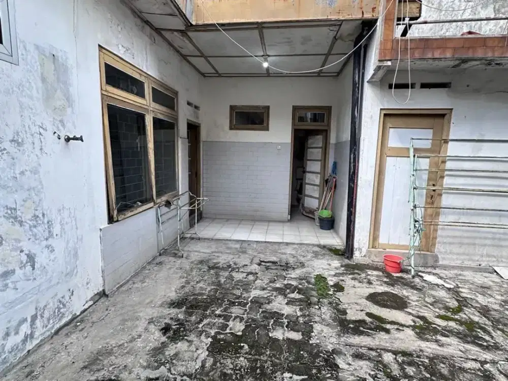 Rumah Dijual Dijalan Blambangan Surabaya Pusat