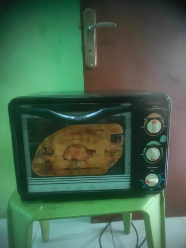 Oven listrik Cosmos C890