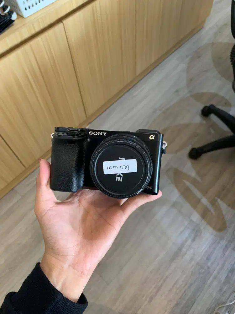 KAMERA SONY A6000 + MEIKE 35MM F1.4