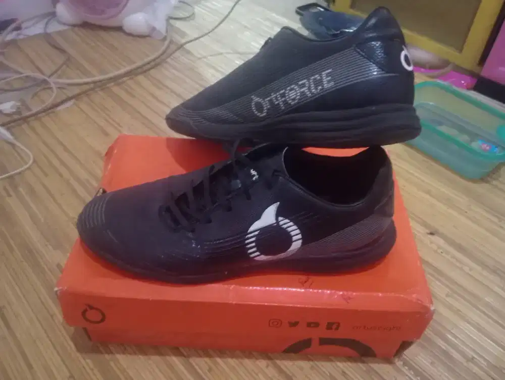 Jual Sepatu Futsal Ortuseight