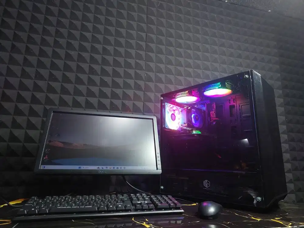 PC Gaming i3 Gen 9 RX 550 Fullset Monitor | Murah