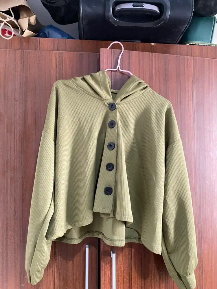 Preloved atasan wanita