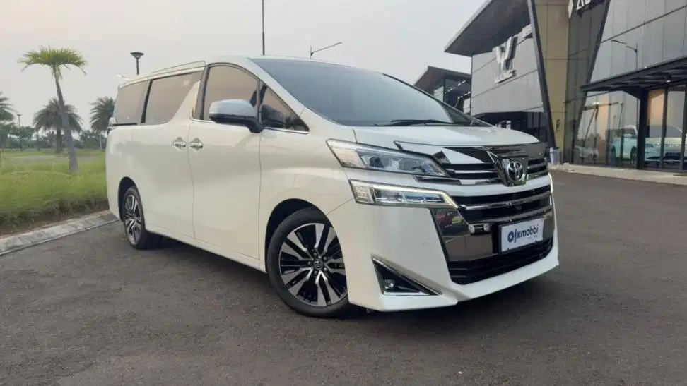 Pajak Panjang - Toyota Vellfire 2.5 G Bensin-AT 2019 Putih