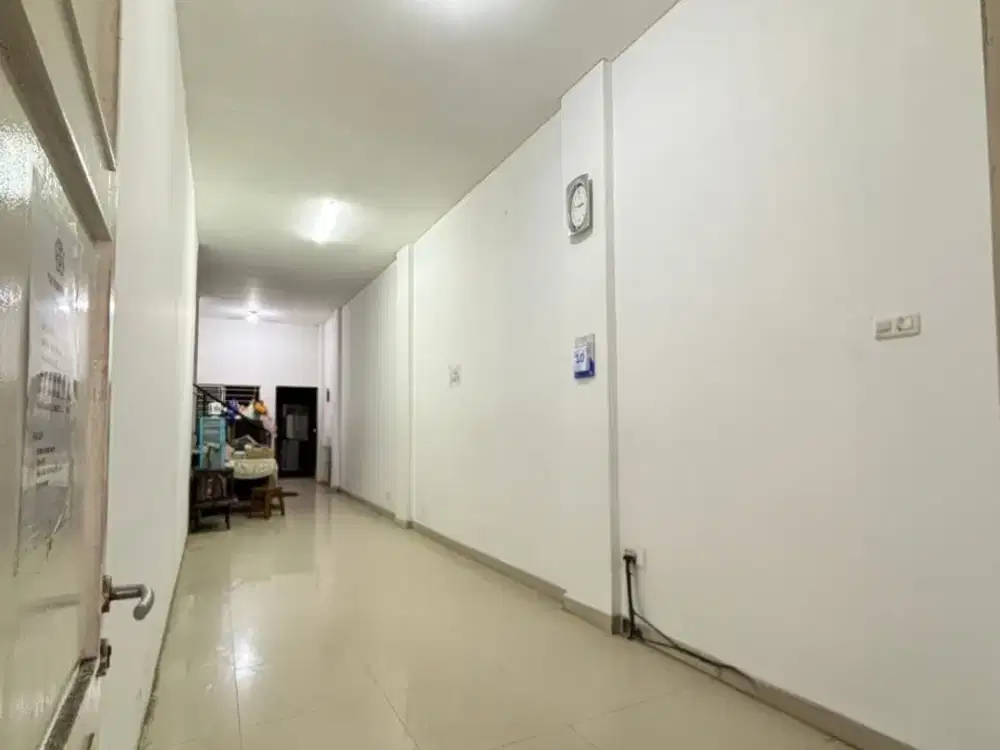 Harga 3Man saja Rumah dan tempat Usaha 3 Lantai + Dak di Pulo Mas dekat sekolah.