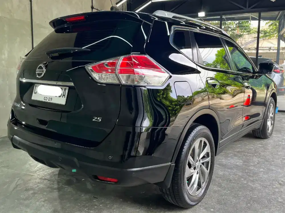 Nissan X-Trail T32 2.5 AT 2017