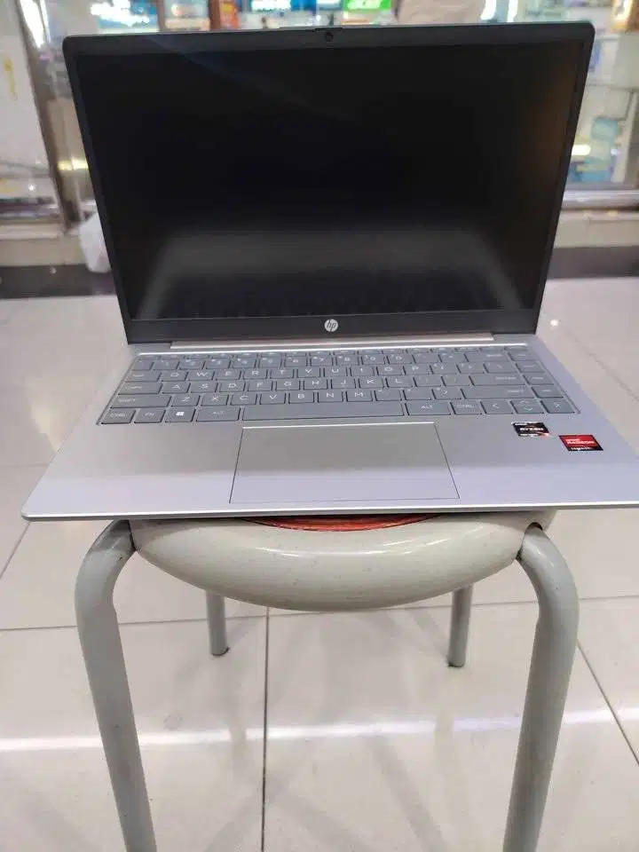 HP 14 EM0018AU EM0019AU Ryzen 5 7530U 8GB SSD 512GB 14′′ FHD W11+OHS21