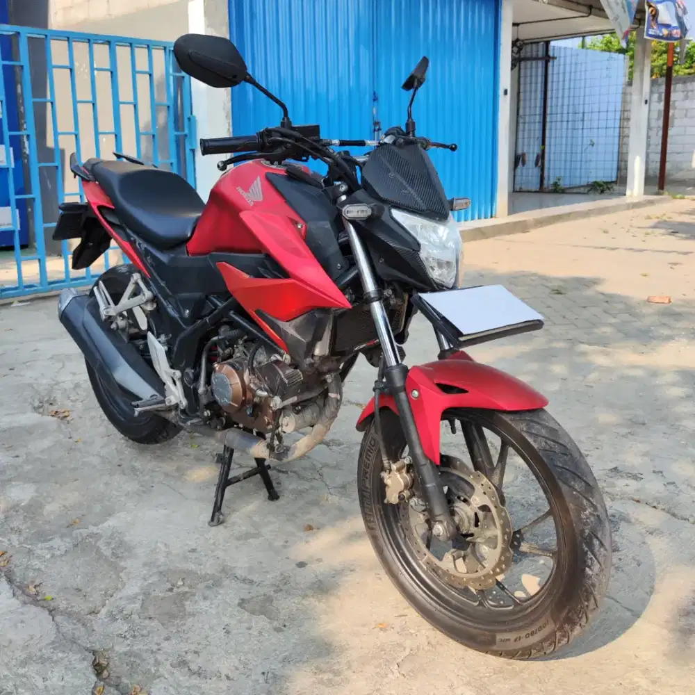 DIJUAL! HONDA CB150R / CB 150 R StreetFire nik 2020 Sangat Terawat!