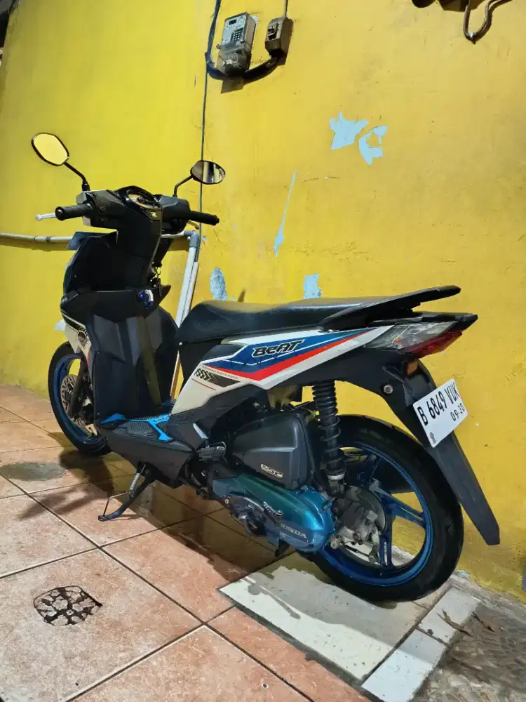 Honda Beat 2017 Biru Putih