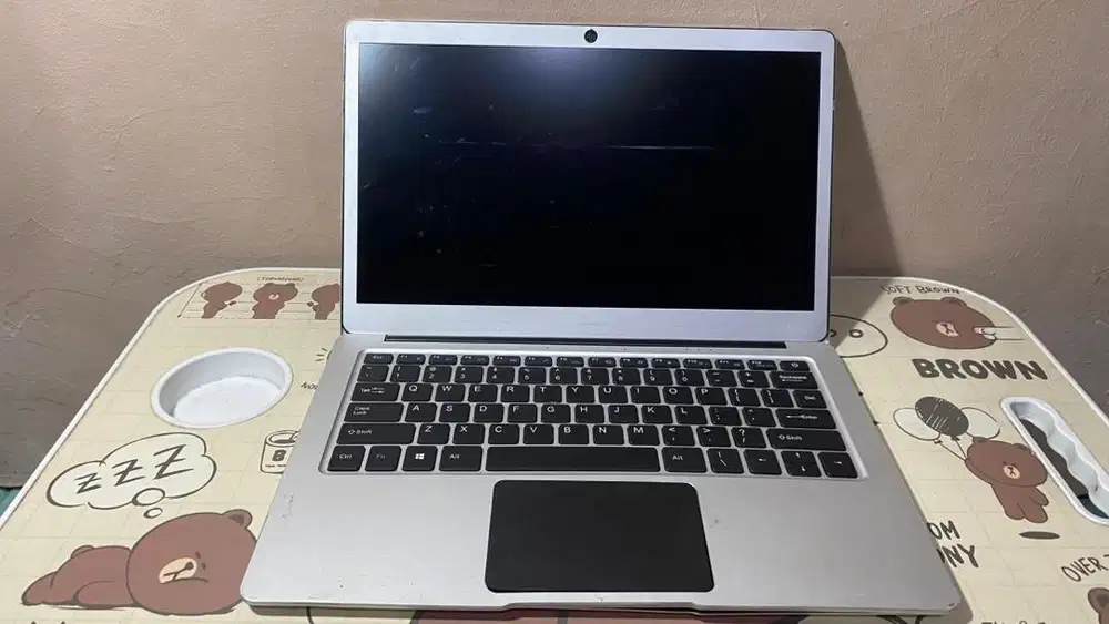 Laptop notebok Ezbooklb rusak