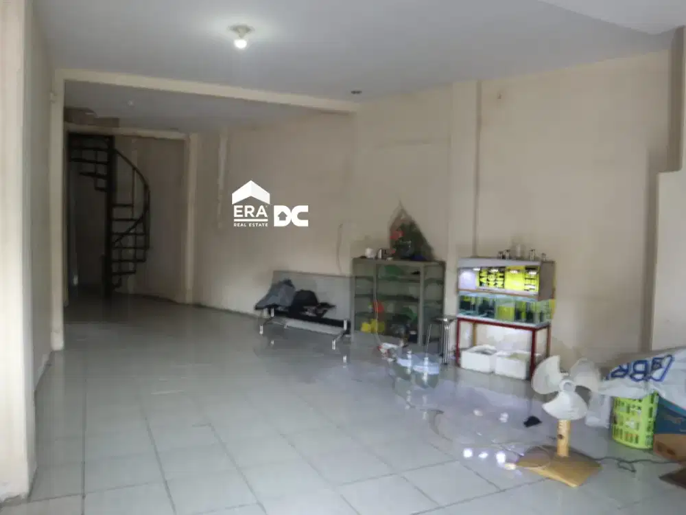 SEWA Ruko Ada Kamar di Lantai Atas di Jalan Raya Majapahit Pedurungan Semarang