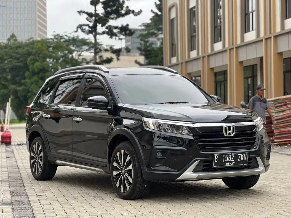 HONDA BR-V 1.5 PRESTIGE AT 2022 LOW KM & LIKE NEW
