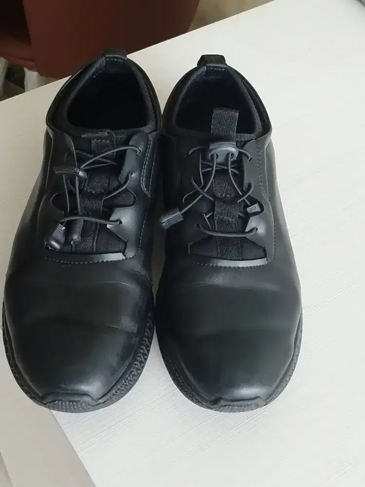 SEPATU FORMAL FULL BLACK 43