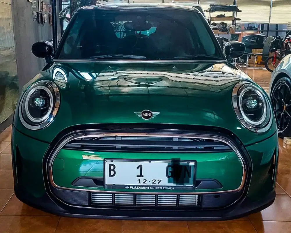 Mini Cooper 5 Door 1.5 2022 Green Hijau 2021 2023 dijual Cepet Bu